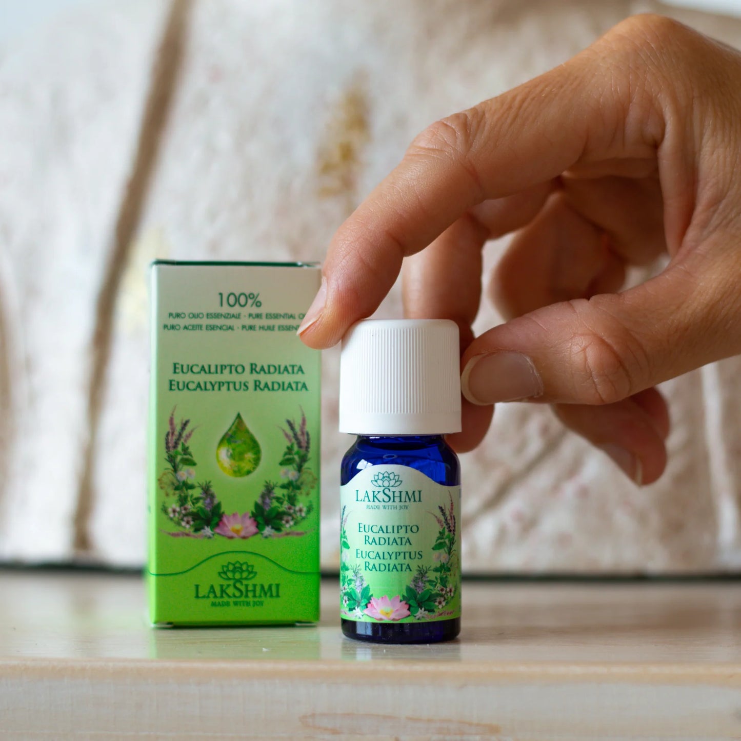 OLIO ESSENZIALE EUCALIPTO RADIATA 10ml